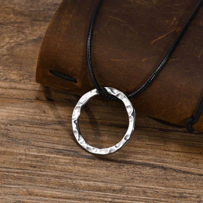Wholesale Stainless Steel Hammered Circle Pendant