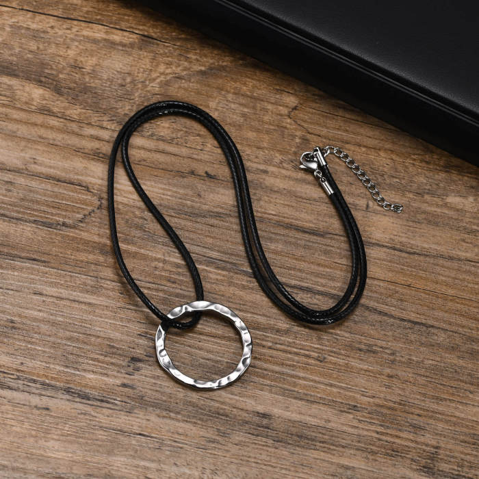 Wholesale Stainless Steel Hammered Circle Pendant