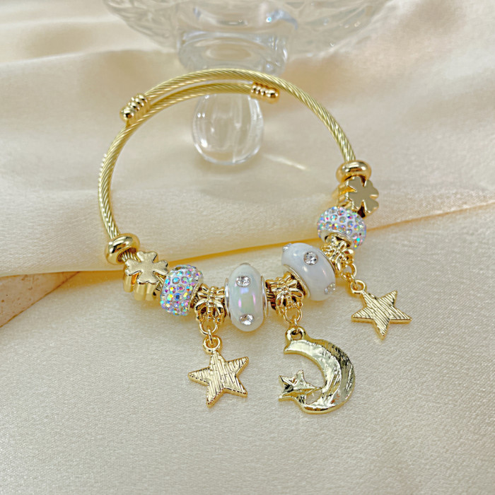Wholesale Stainless Steel Bangle with Alloy Charms