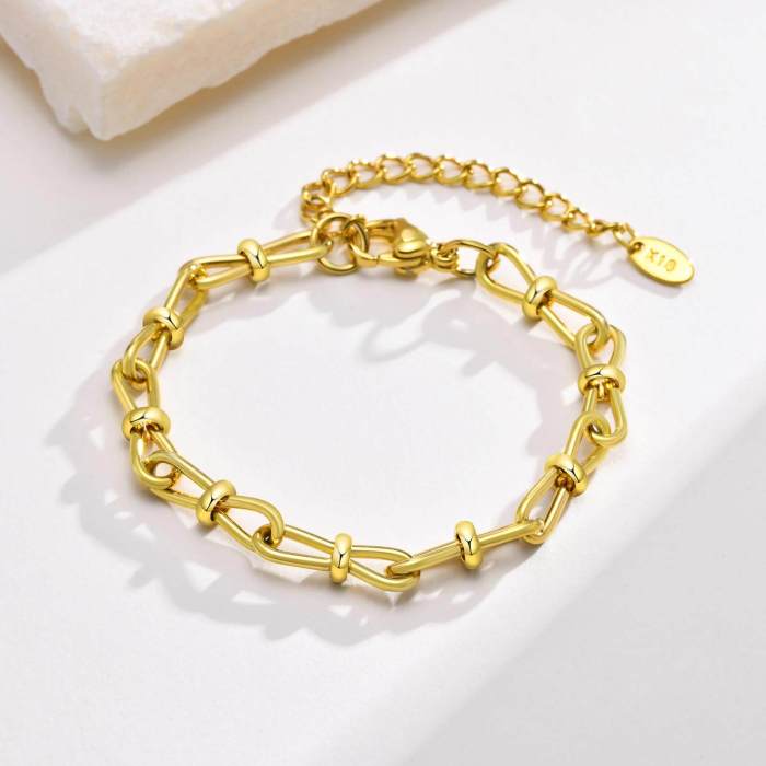 Wholesale Stainless Steel Women Chain Bracelet