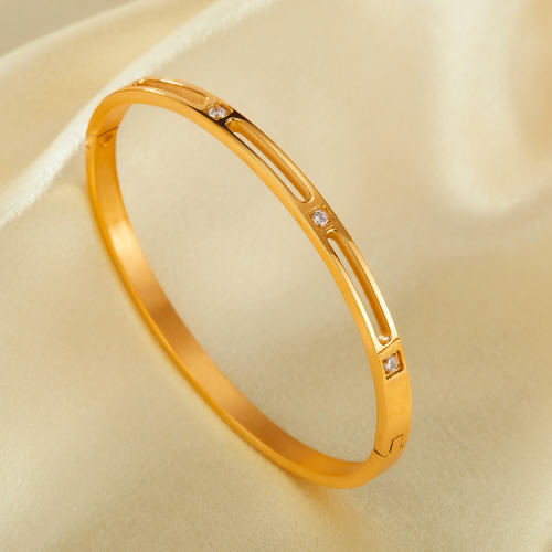 Wholesale Stainless Steel with Zirconia Bangle