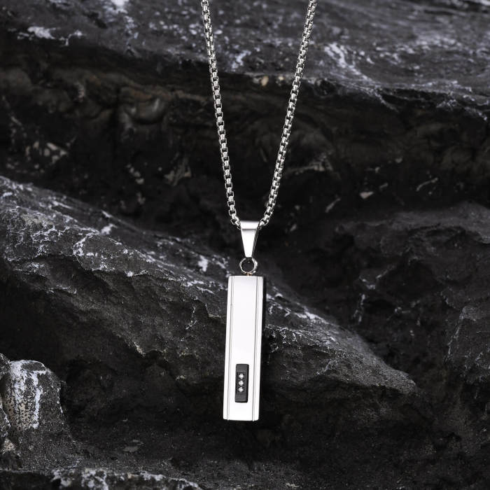Wholesale Stainless Steel Vertical Zircon Pendant