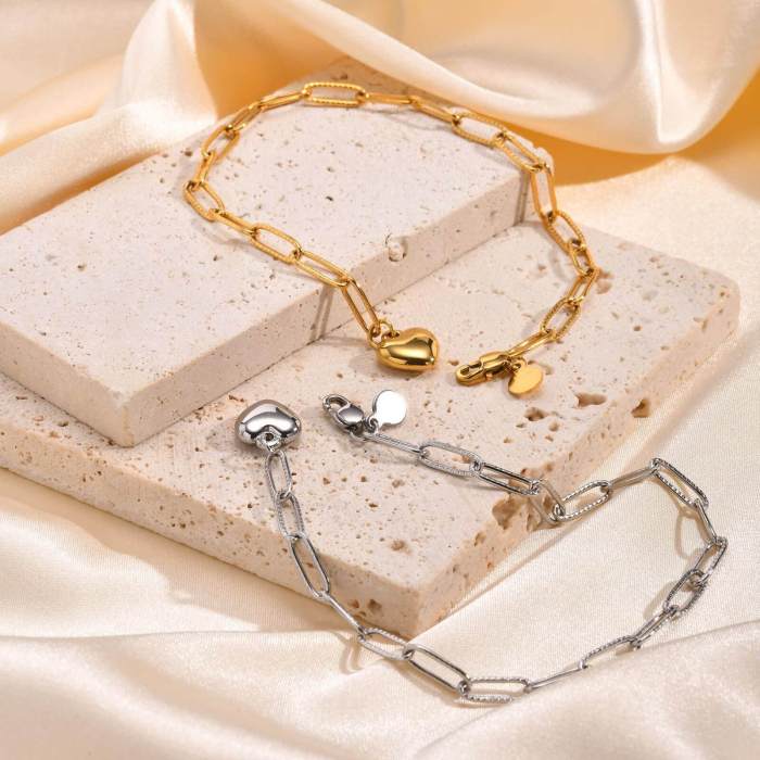 Wholesale Stainless Steel Bracelet with Heart