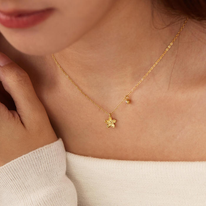 Wholesale Stainless Steel Flower Necklace