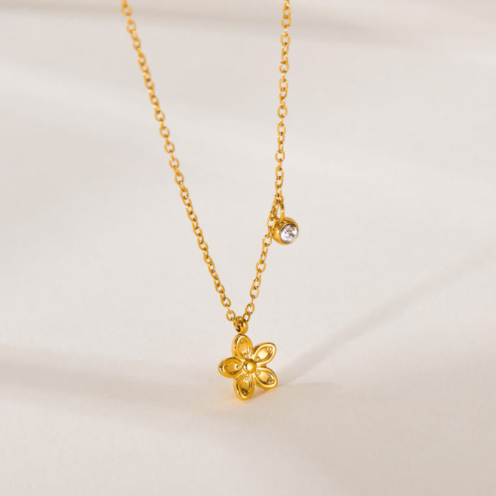 Wholesale Stainless Steel Flower Necklace