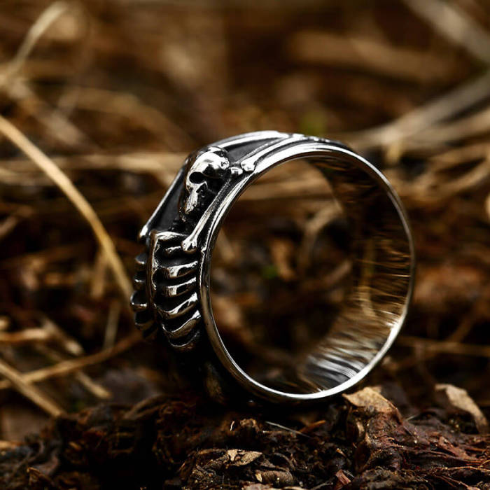 Wholesale Stainless Steel Ring of Skulls