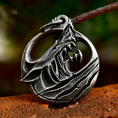 Stainless Steel Vintage Wolf Head Pendant