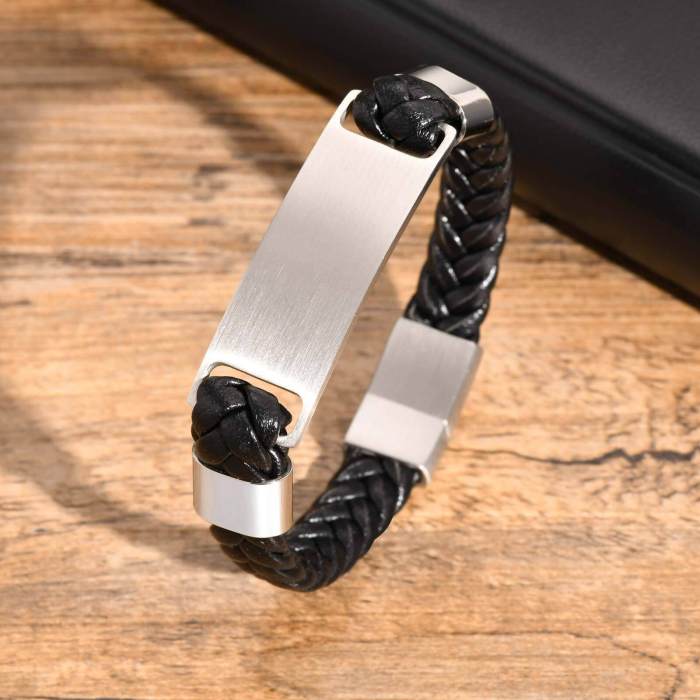 Wholesale Stainless Steel Plate Leather Bracelet