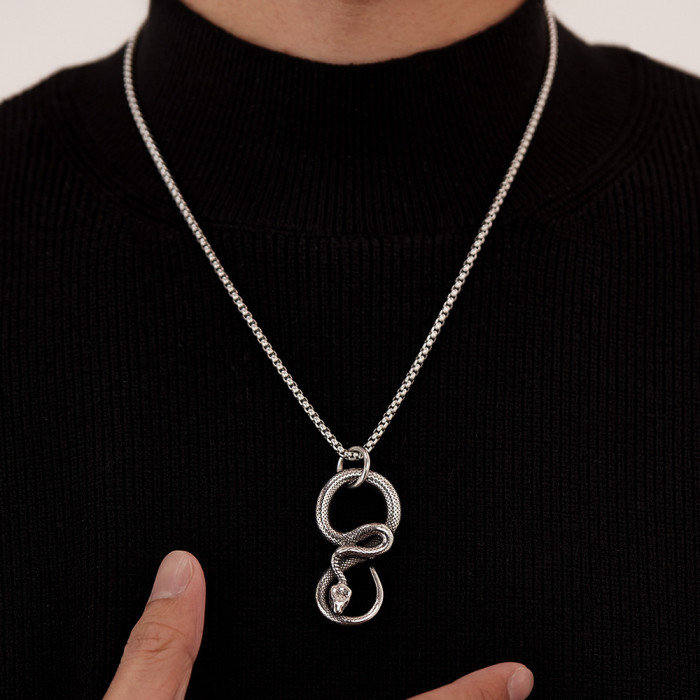Wholesale Stainless Steel Vintage Snake Pendant