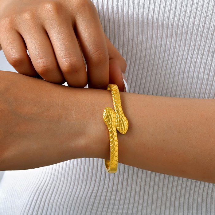 Wholesale Stainless Steel Snake Openable Bangle
