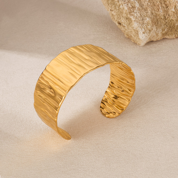 Wholesale Stainless Steel Women's Open Bangle