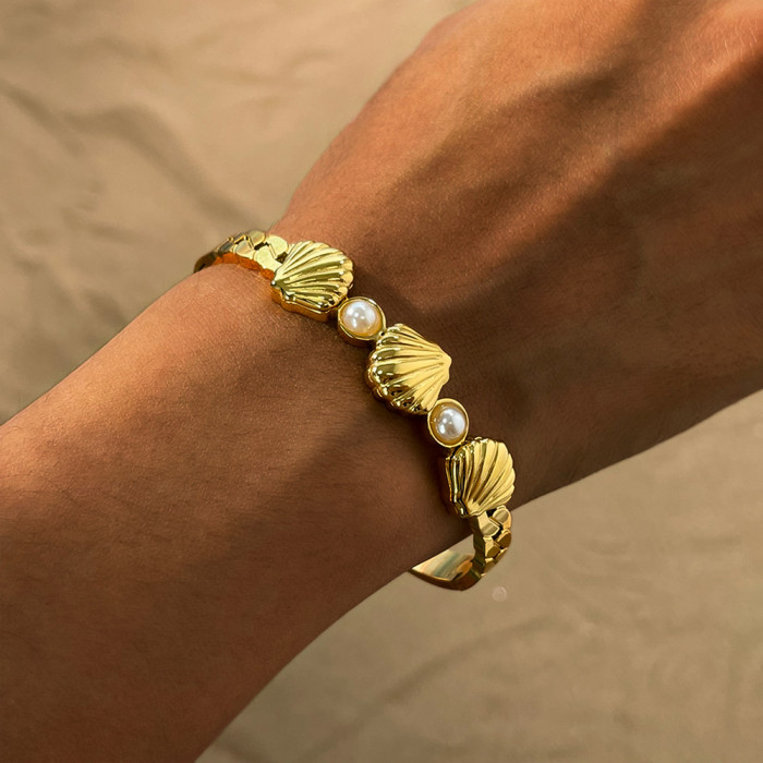 Wholesale Stainless Steel Shell and Pearl Bangle