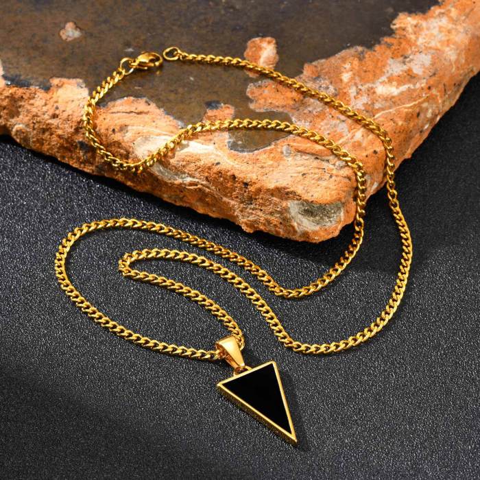 Wholesale Stainless Steel Triangle Onyx Pendant