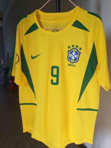 Retro Brazil 2002 #9 RONALDO Home Jersey