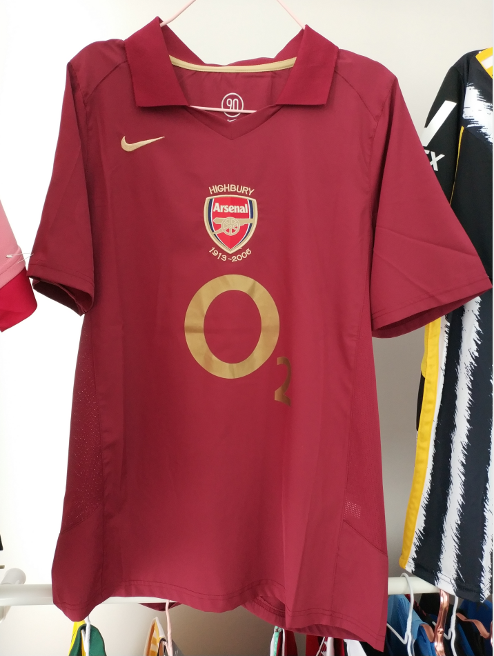 € 20.75 | BERGKAMP 10 for Retro Shirt 2005-2006 Arsenal Home Red Vintage  Soccer Jersey Football Shirt Sale