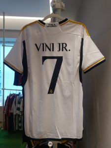 Real Madrid Jersey Champions League Player Edition 23/24 Vini Jr #7