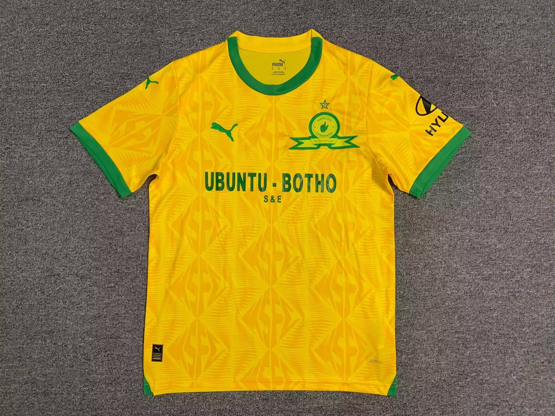 € 26.40 | Mamelodi Sundowns Home Soccer Jersey 2023 2024 Football Shirt ...