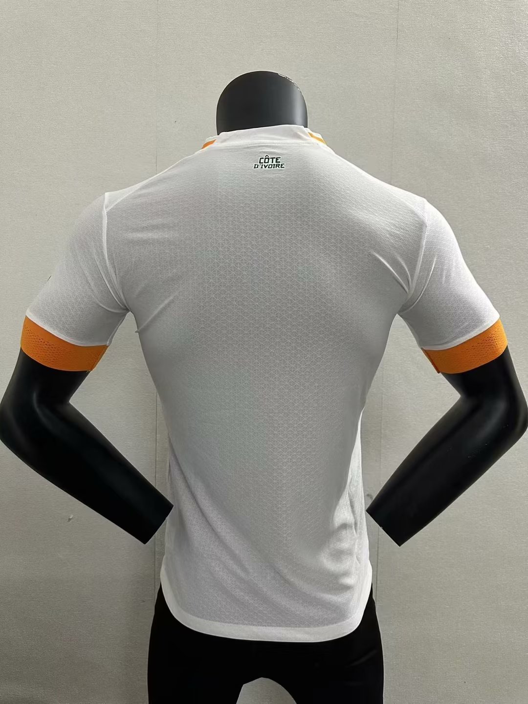 2022-2023 Ivory Coast Away Football Soccer T-Shirt Maillot : : Mode