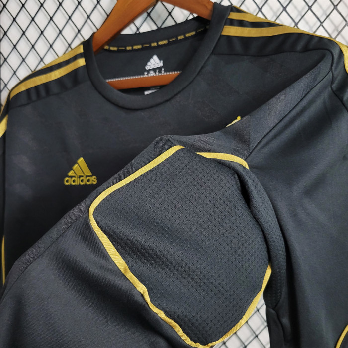 Retro Jersey 2011-2012 Real Madrid    RONALDO 7/OZIL 10   black Away Soccer Jersey