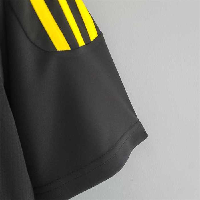 Retro Jersey 2011-2012 Real Madrid #1 FLRES goalkeeper black Away Soccer Jersey
