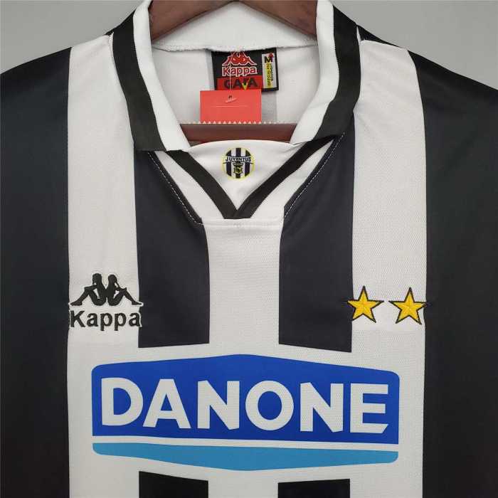Retro Jersey 1994-1995 Juvents Home Soccer Jersey