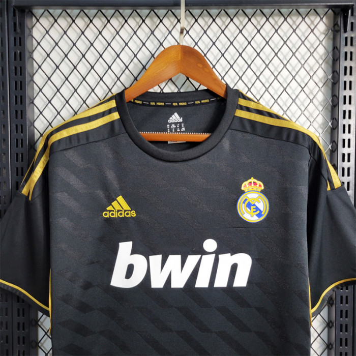 Retro Jersey 2011-2012 Real Madrid    RONALDO 7/OZIL 10   black Away Soccer Jersey