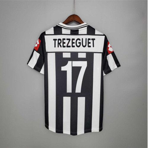 Retro Jersey 2001-2002 Juventus TREZEGUET 17 Home Soccer Jersey