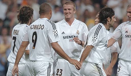 Retro  Jersey  2004-2005 Real Madrid   #9  RONALDO home Soccer Jersey