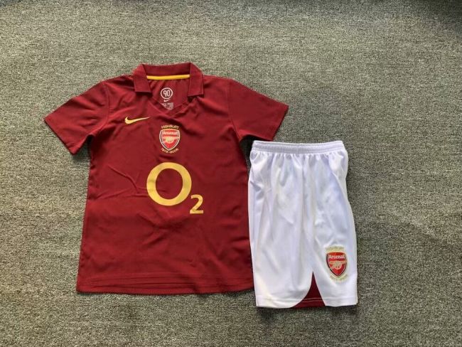 Arsenal 05-06 home kid kits