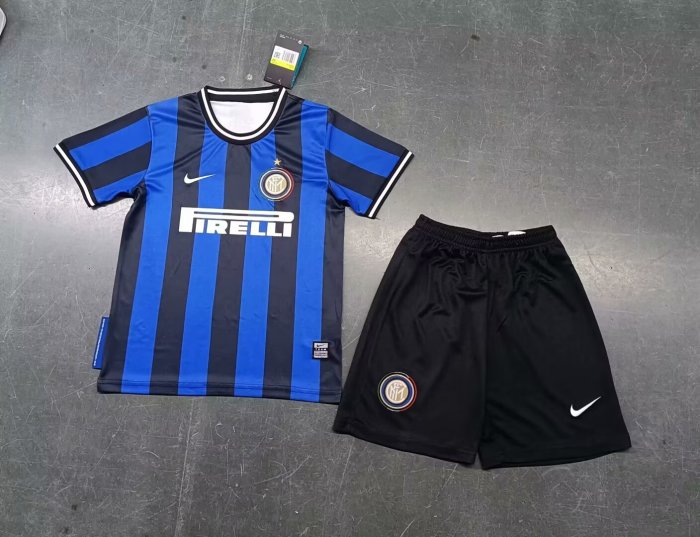 Retro Inter Home Soccer Uniform 2009 2010