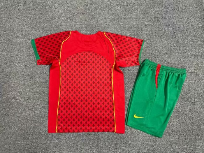 Retro Kids Portugal Home Soccer Uniform 2004