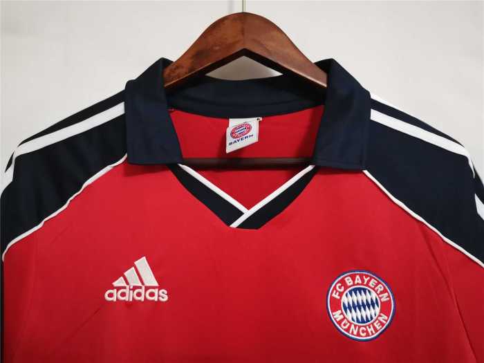 2000-2001 Bayern Munich Champions League home red shirt