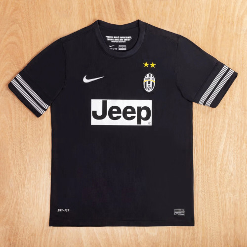 Retro 2012-13 Juventus away