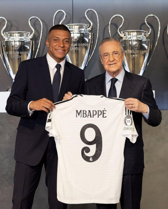 MBAPPE Maillot domicile Real Madrid 2024-2025