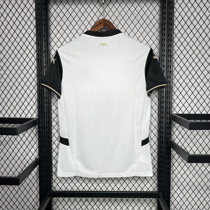 24-25 camiseta de futbol local del Valencia