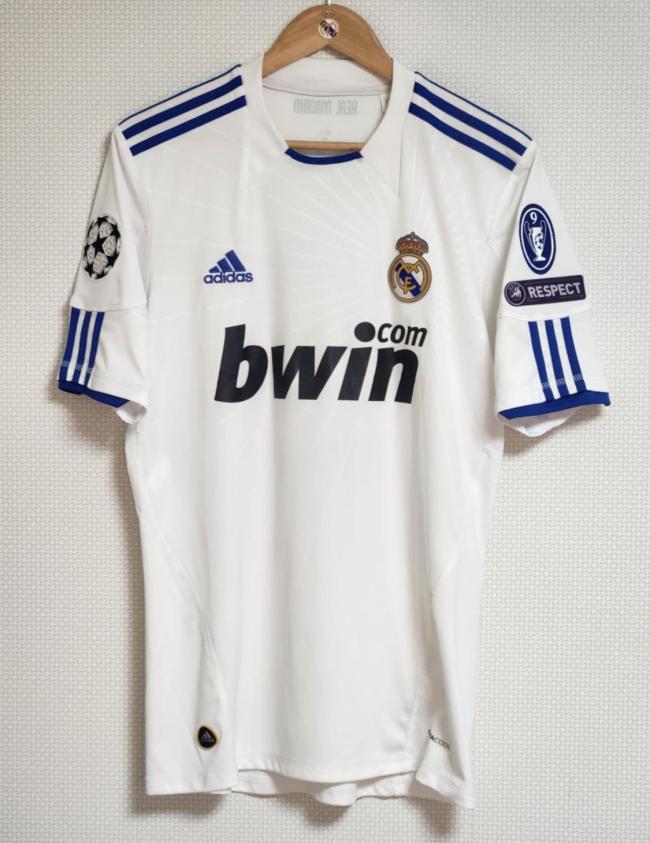 2010-11 REAL MADRID Home