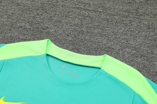 24-25 Brazil green training set size S-2XL