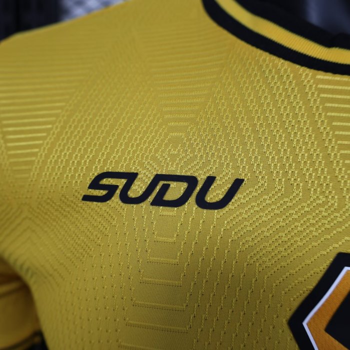 Player Version Wolve Home Soccer Jersey 2024 2025
