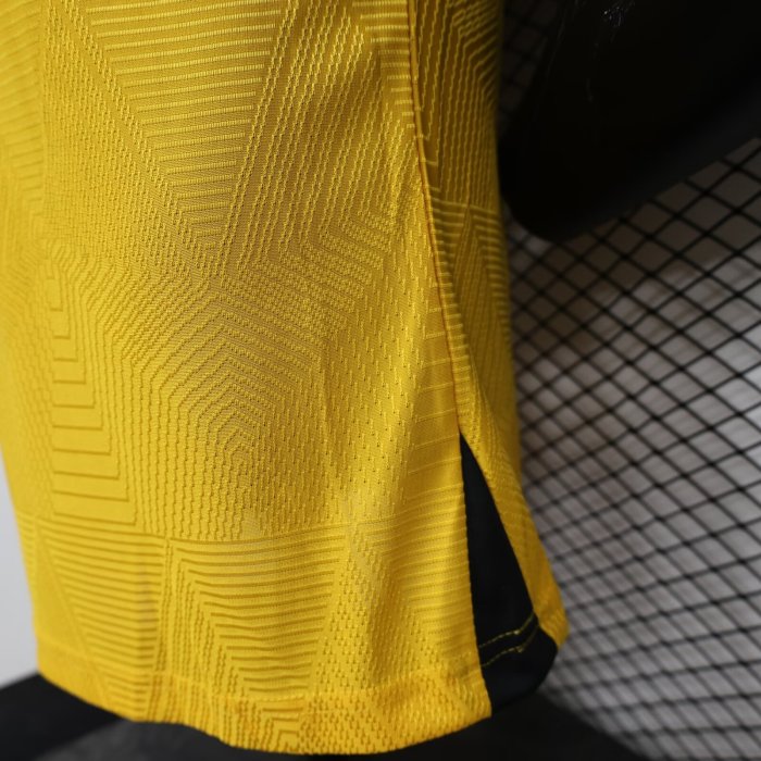 Player Version Wolve Home Soccer Jersey 2024 2025