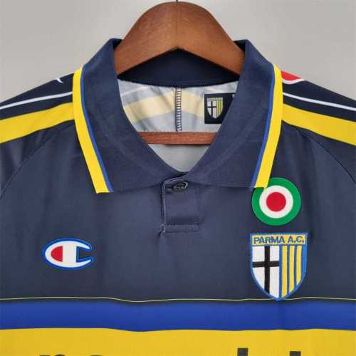 99-00 Parma away