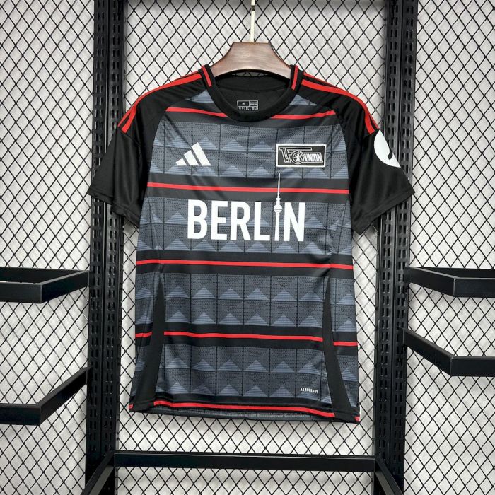 1.FC Union Berlin 24-25 Trikots