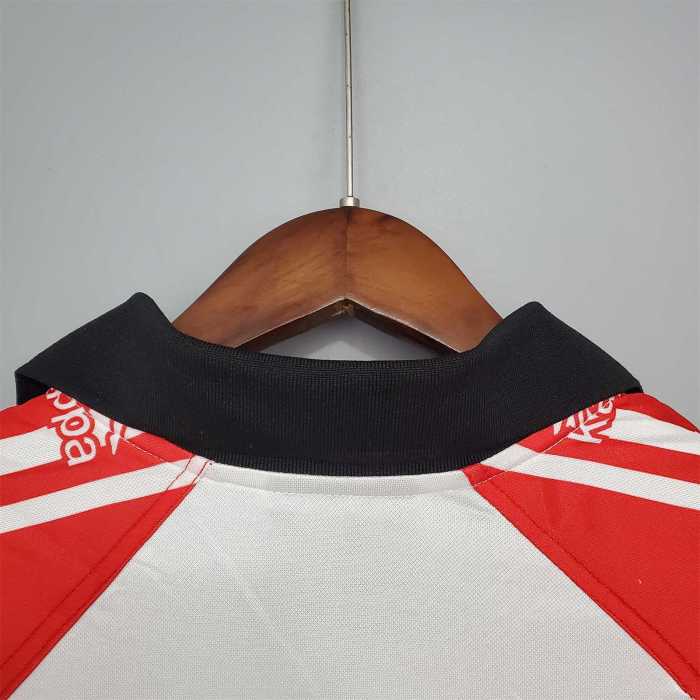 97-98 Bilbao home