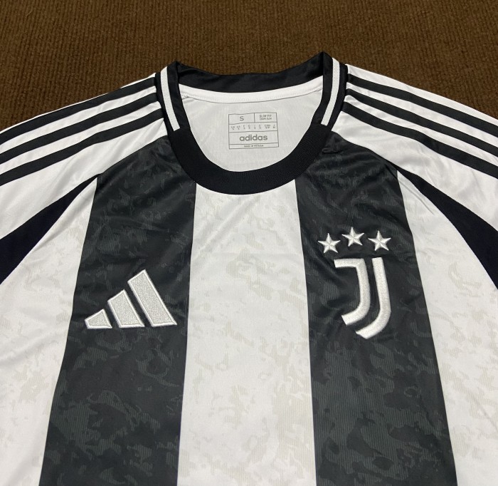 Set Juventus 2024 2025 Home Jersey+shorts
