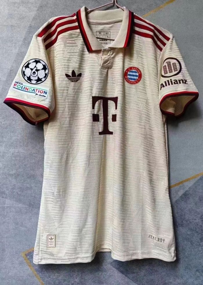 Player Versoin Bayern 2024 2025 white trikot UCL