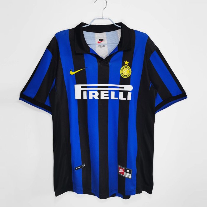 Retro Inter Milan shirts