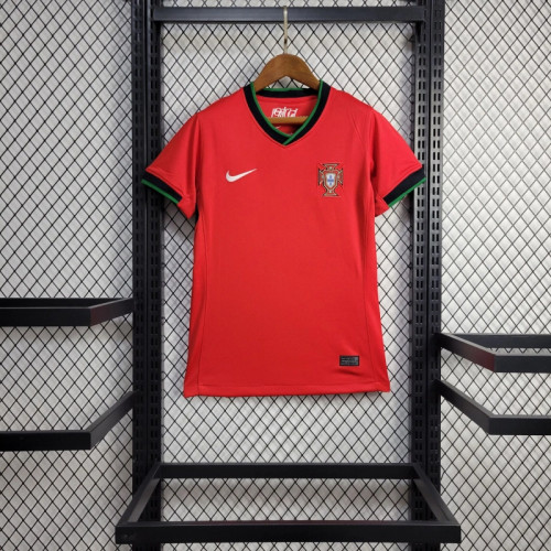 24_25 Women Portugal home size S-XXL