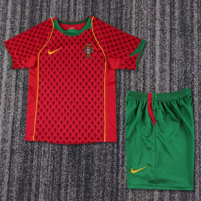 Kids Portugal Home Soccer Uniform 2004 