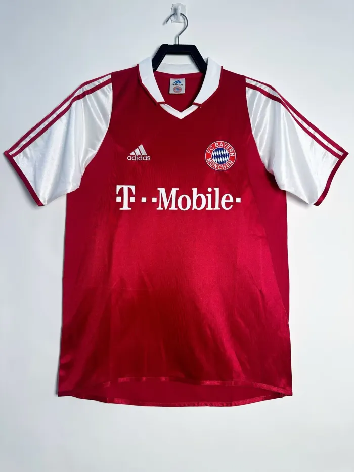 BAYERN 03-04 Home