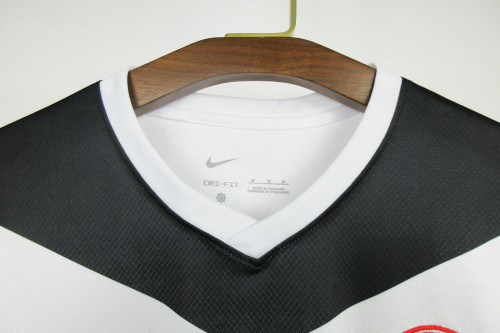 Frankfurt Home Soccer Jersey 2024 2025