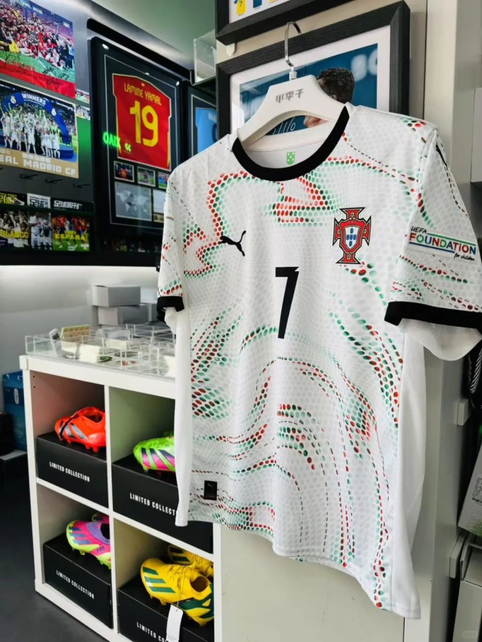 Ronaldo Jersey Portugal 2025-26